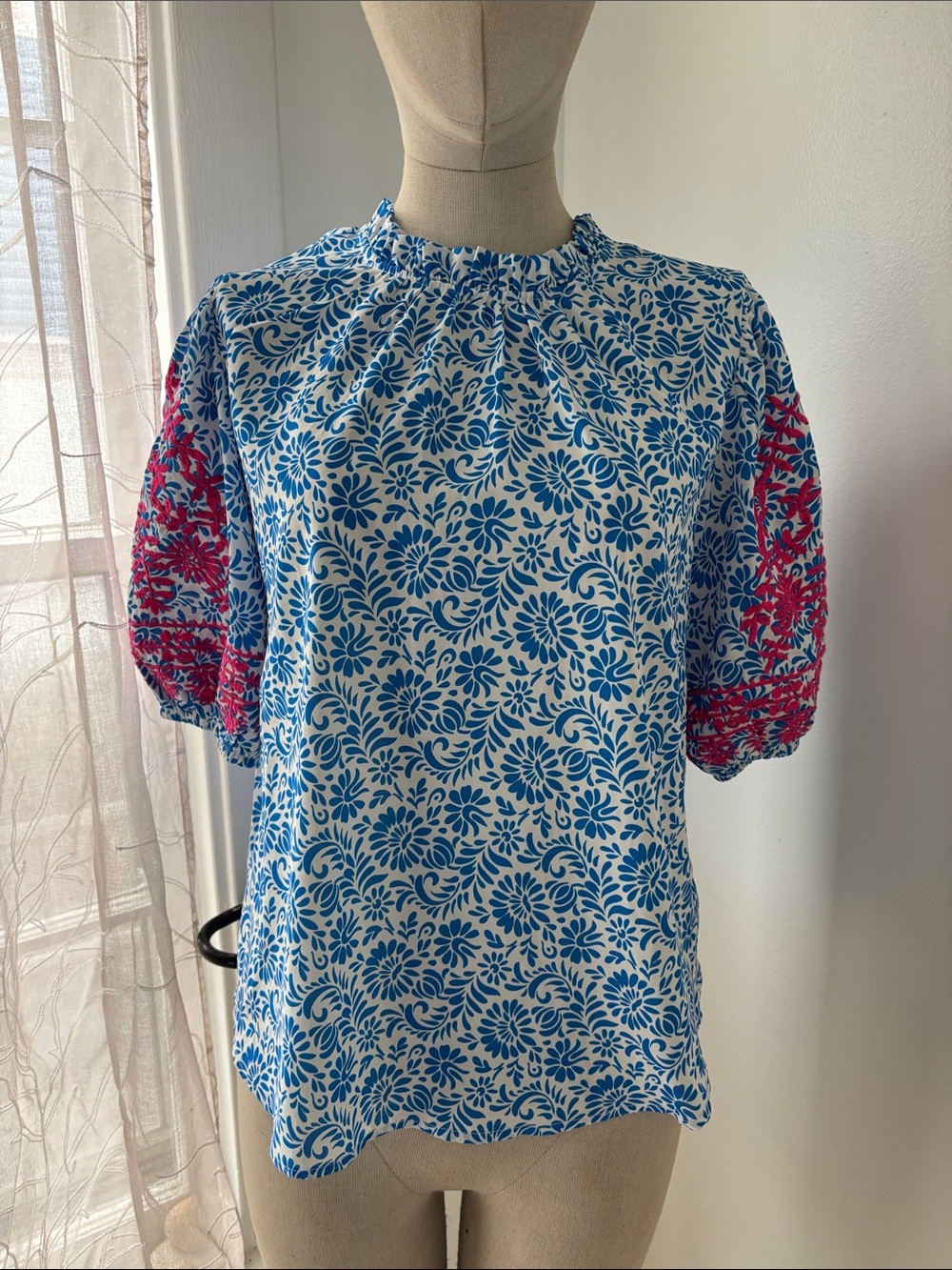 Blue Floral Puff-Sleeve Blouse with Pink Embroidered Sleeves